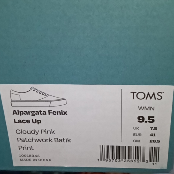 🆕TOMS | Alpargata Fenix Lace Up Shoe Cloudy Pink Patchwork Batik Print Size 9.5 - Picture 6 of 7